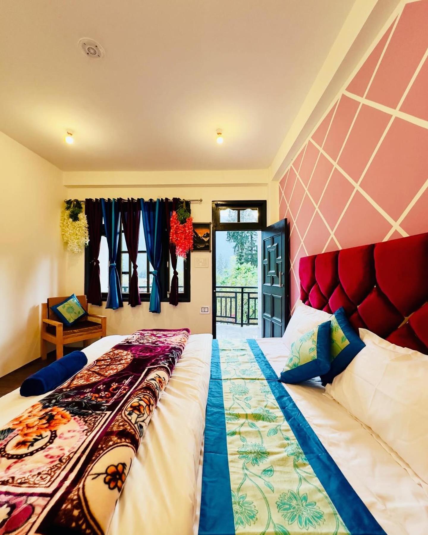 Rare House Hotel Kalgha ภายนอก รูปภาพ