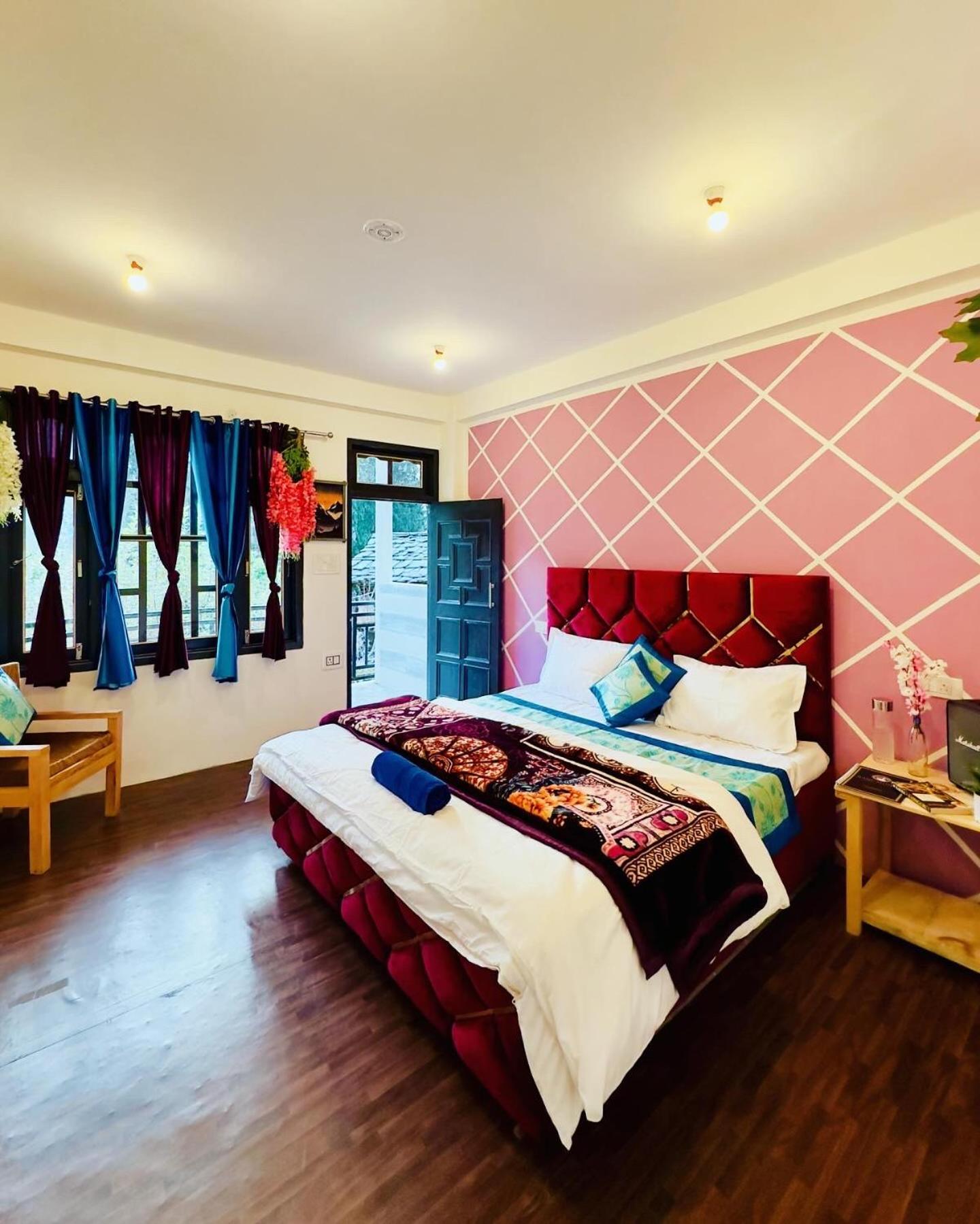 Rare House Hotel Kalgha ภายนอก รูปภาพ